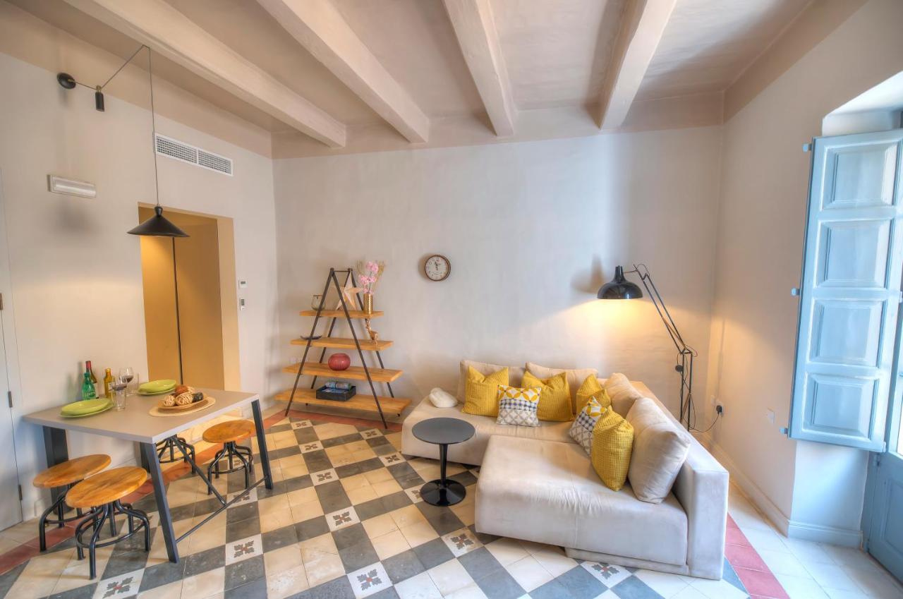 Charming & Traditional Flat In Center Esch1-2 Апартаменты
